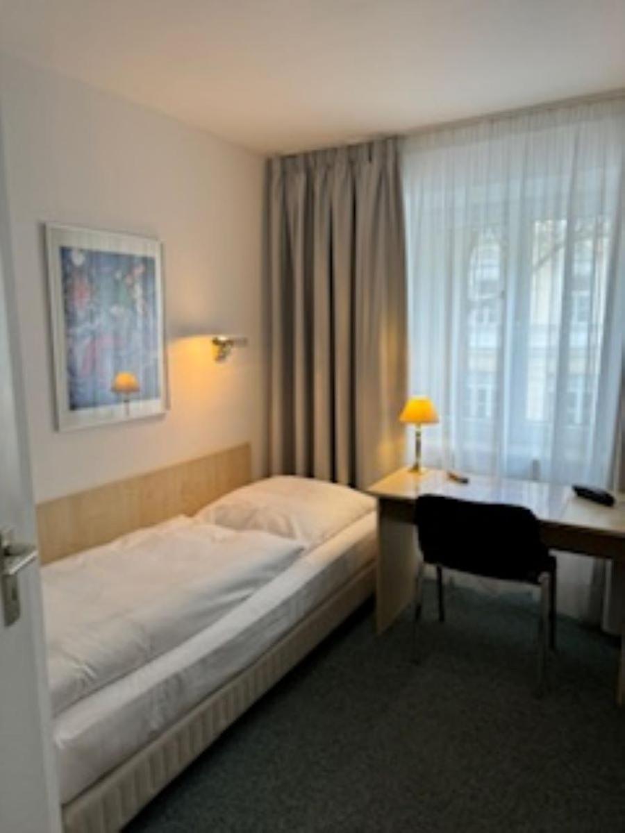 Hotel Occam Мюнхен Экстерьер фото
