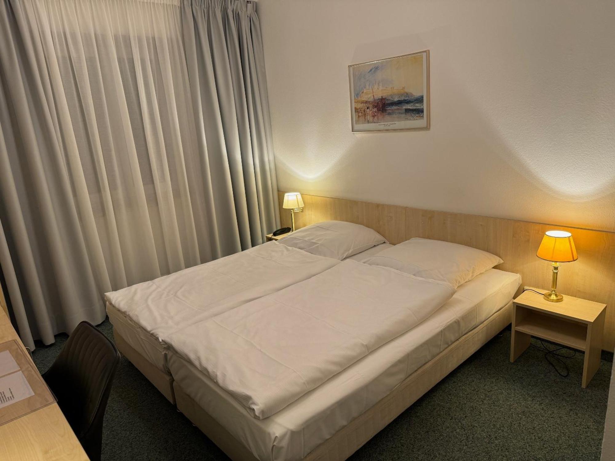 Hotel Occam Мюнхен Экстерьер фото